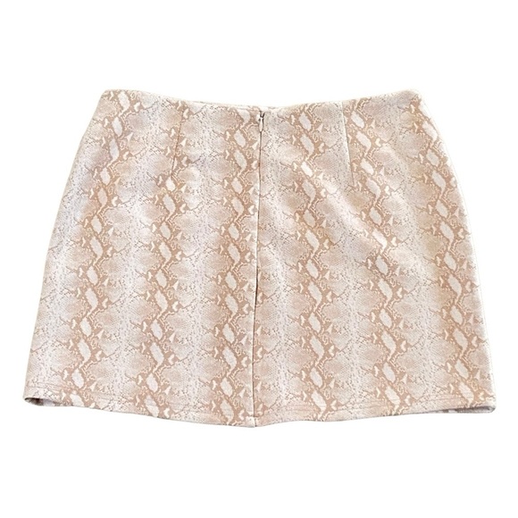 Honey Belle Tan Snakeskin Mini Skirt Large New Stretch Boho Y2K Festival Style - Picture 2 of 6